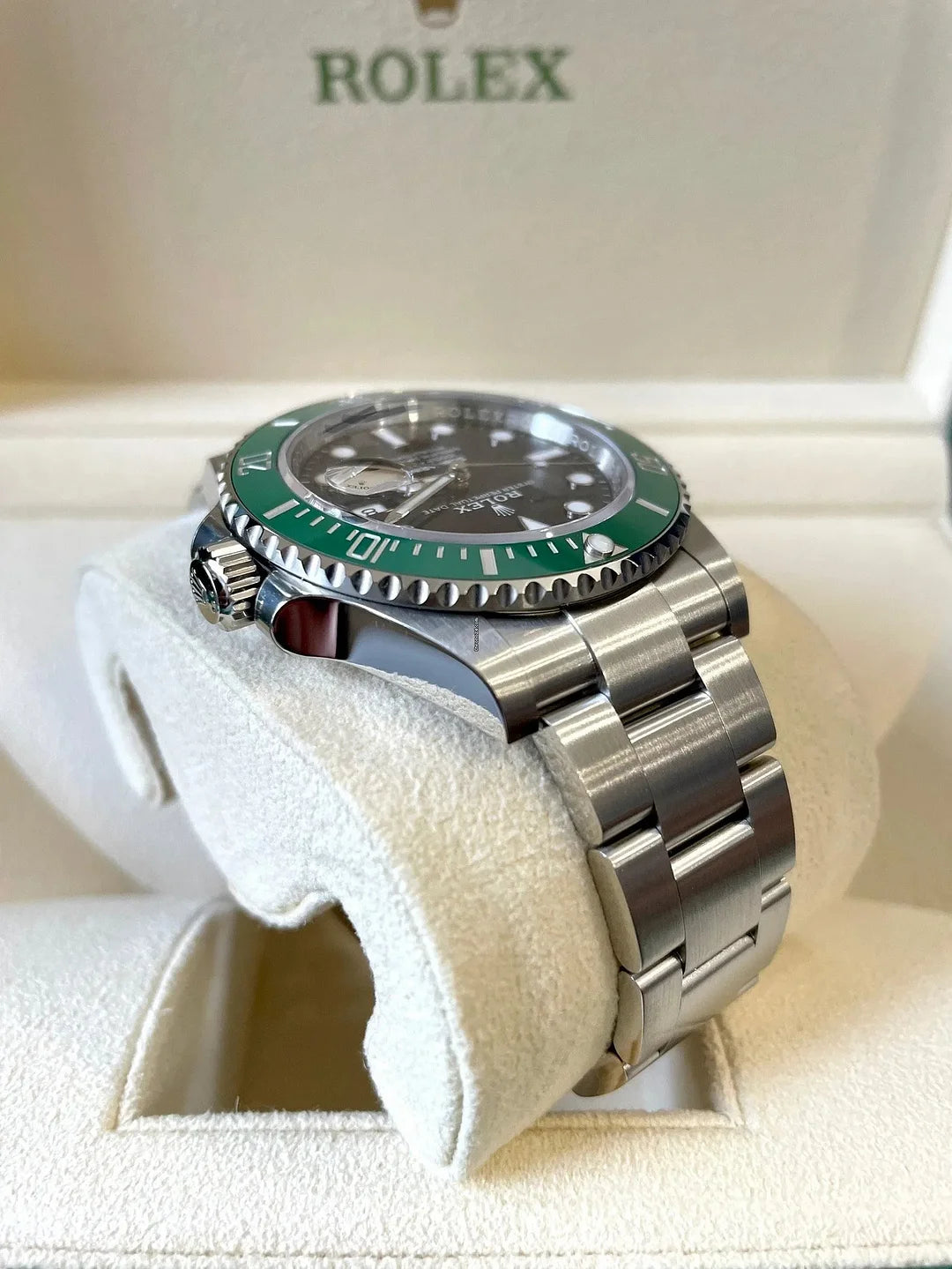 Rolex 126610LV Submariner ‘’Green Kermit‘