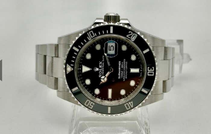 Rolex Submariner Date